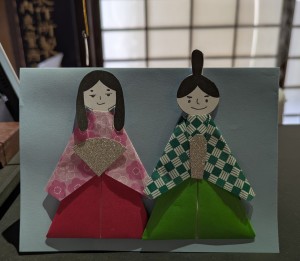 三角折り紙でつくるおひなさま