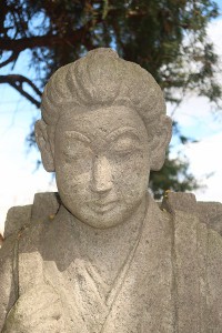 白板八幡神社顔